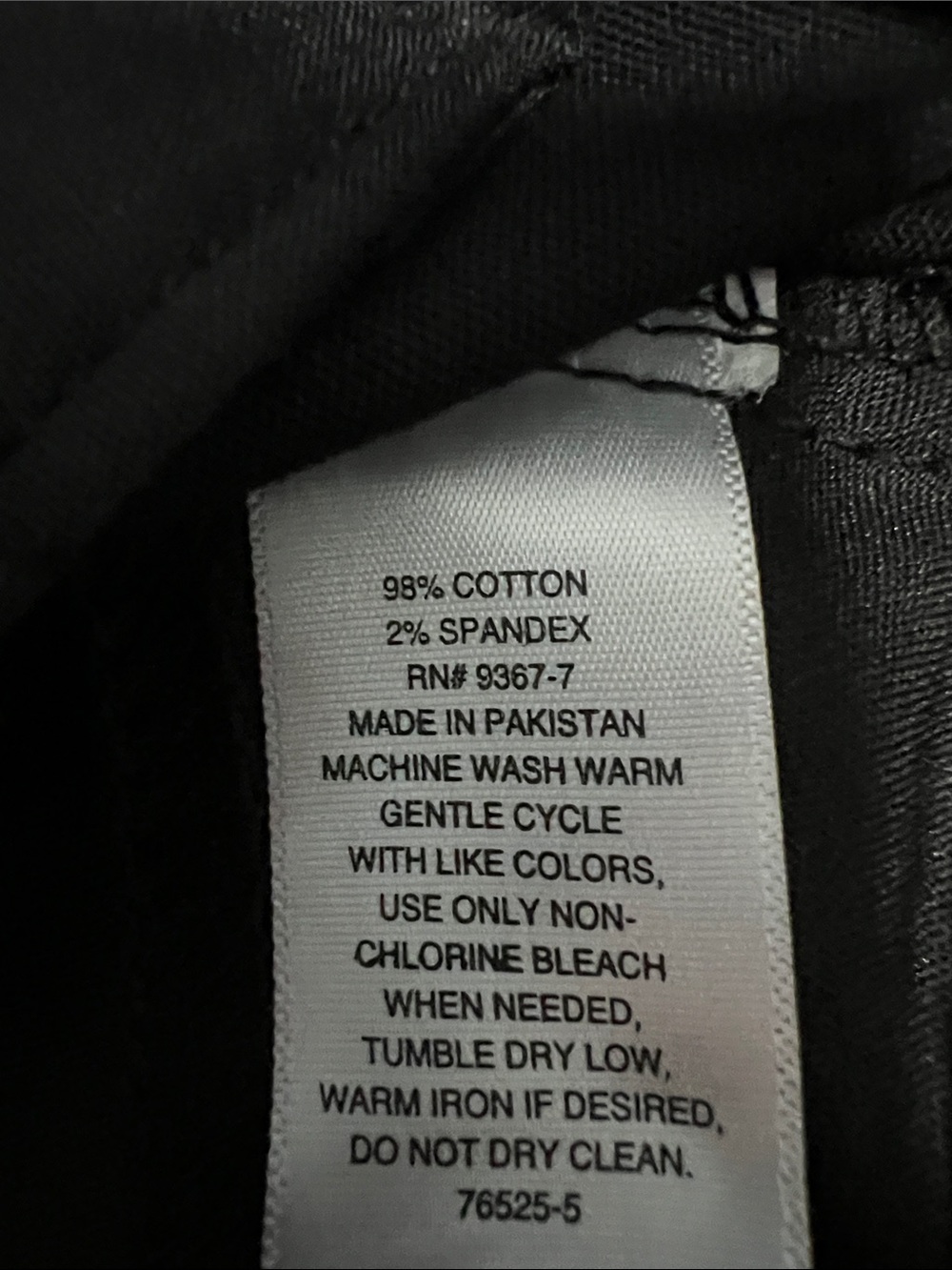 St. John's Bay Black Petite Capri Pants - Picture 8 of 8